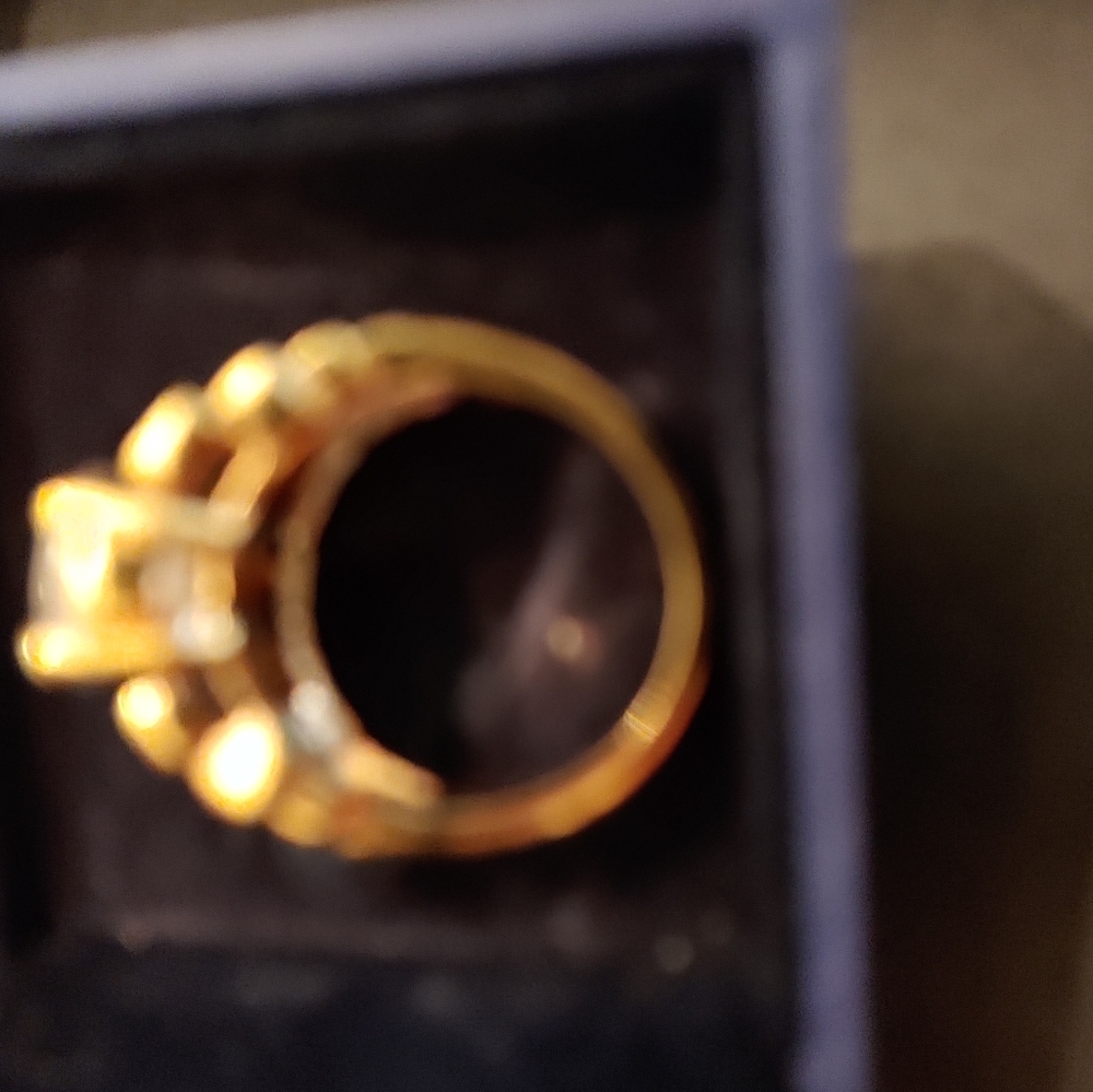 Lady's ring - Picture 5 of 6